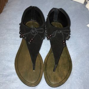 Minnetonka fringed sandals 👡